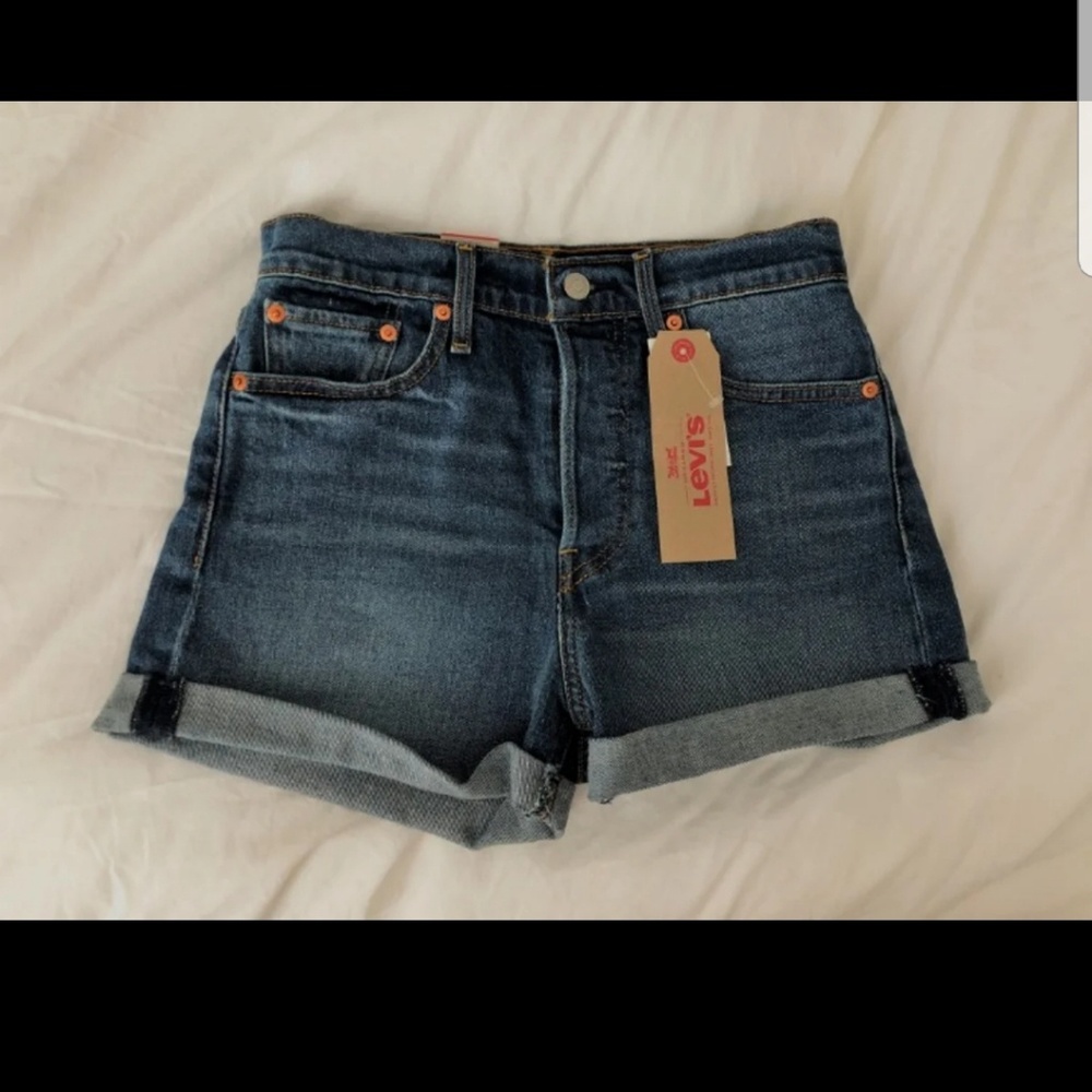 NWT Levi shorts